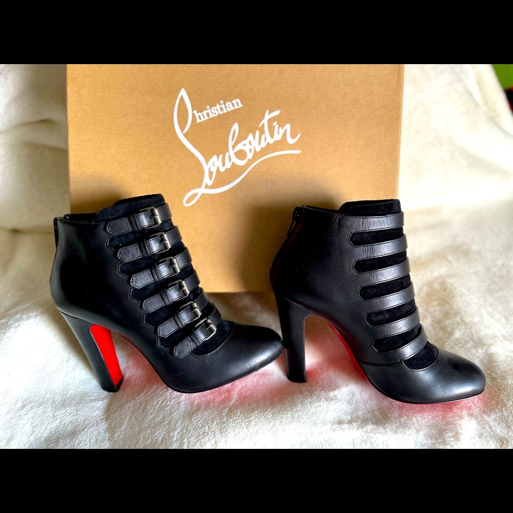 Christian Louboutin attroupe booties